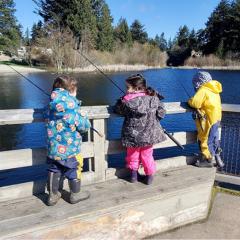 kids fishing